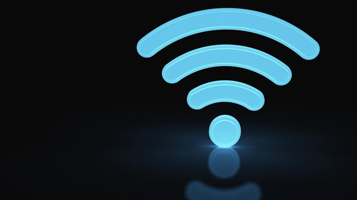 FCC Restores Auction Power, Raising Alarm Over Wi-Fi and Rural Broadband Spectrum Loss