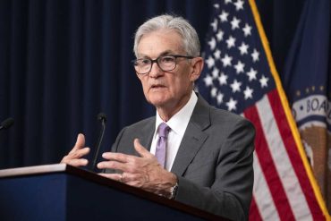 Fed Split on Rate Cuts as Inflation, Trump Tariffs, and Economic Slowdown Stir Policy Uncertainty