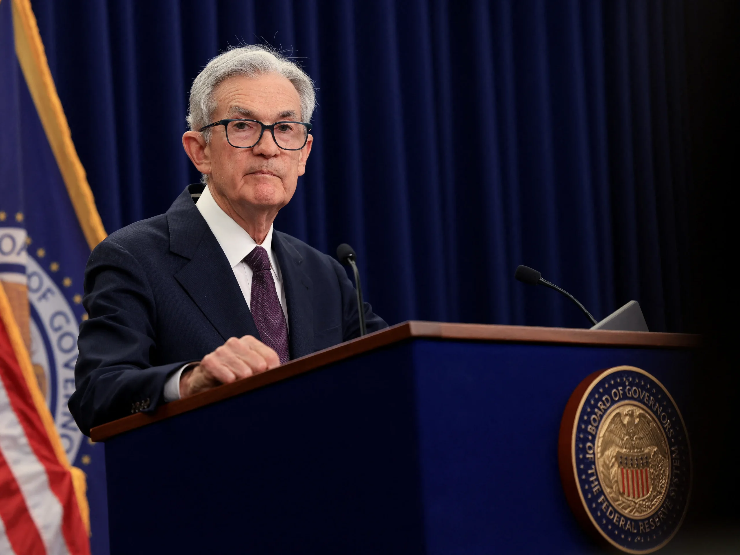 Fed Split on Rate Cuts as Inflation, Trump Tariffs, and Economic Slowdown Stir Policy Uncertainty