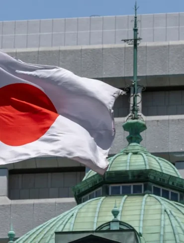Japanese Bond Yields Surge as Election Uncertainty Fuels Fears of Populist Spending and Fiscal Instability