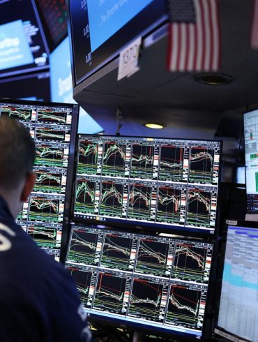Markets Slide as Trump Tariff Surge Hits Global Stocks, Fuels Investor Jitters and Recession Fears