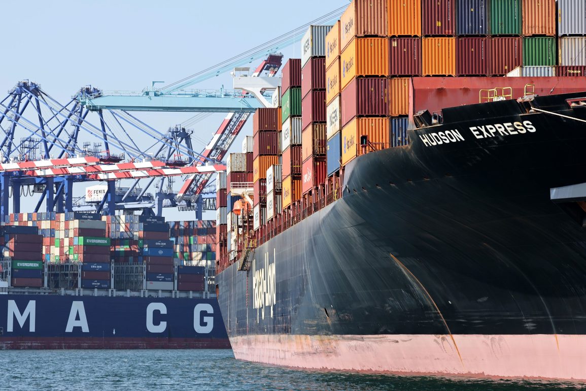 Port of Los Angeles Sets June Record as Retailers Rush Imports Ahead of Tariff Deadline