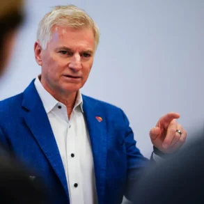 Southwest CEO Trades Suits for Service as He Modernizes Airline Without Losing Its Core Values
