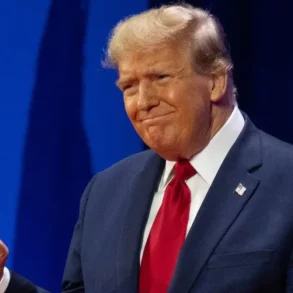 Trump's $3 Trillion Tax Bill Triggers Debt Alarm, Dollar Dips as Critics Slam Risks