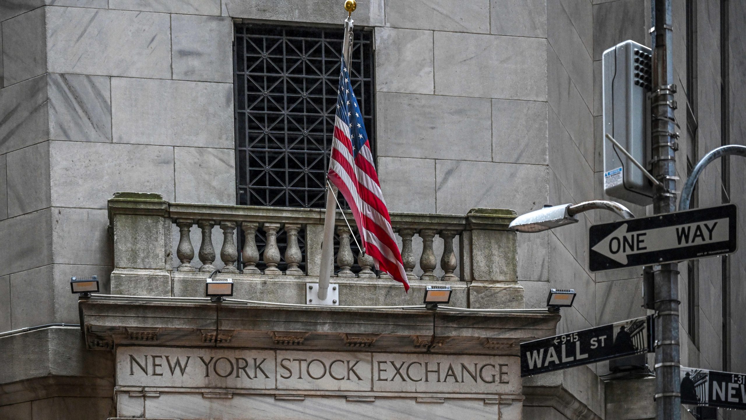 U.S. Markets Rally for Second Month as Trade Hopes Rise but Tariff Risks Loom