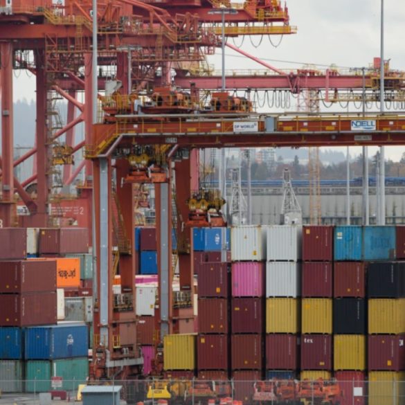 U.S. Tariff Revenue Surges Past $100B, Fuels Surprise Budget Surplus as Trump Expands Trade Strategy