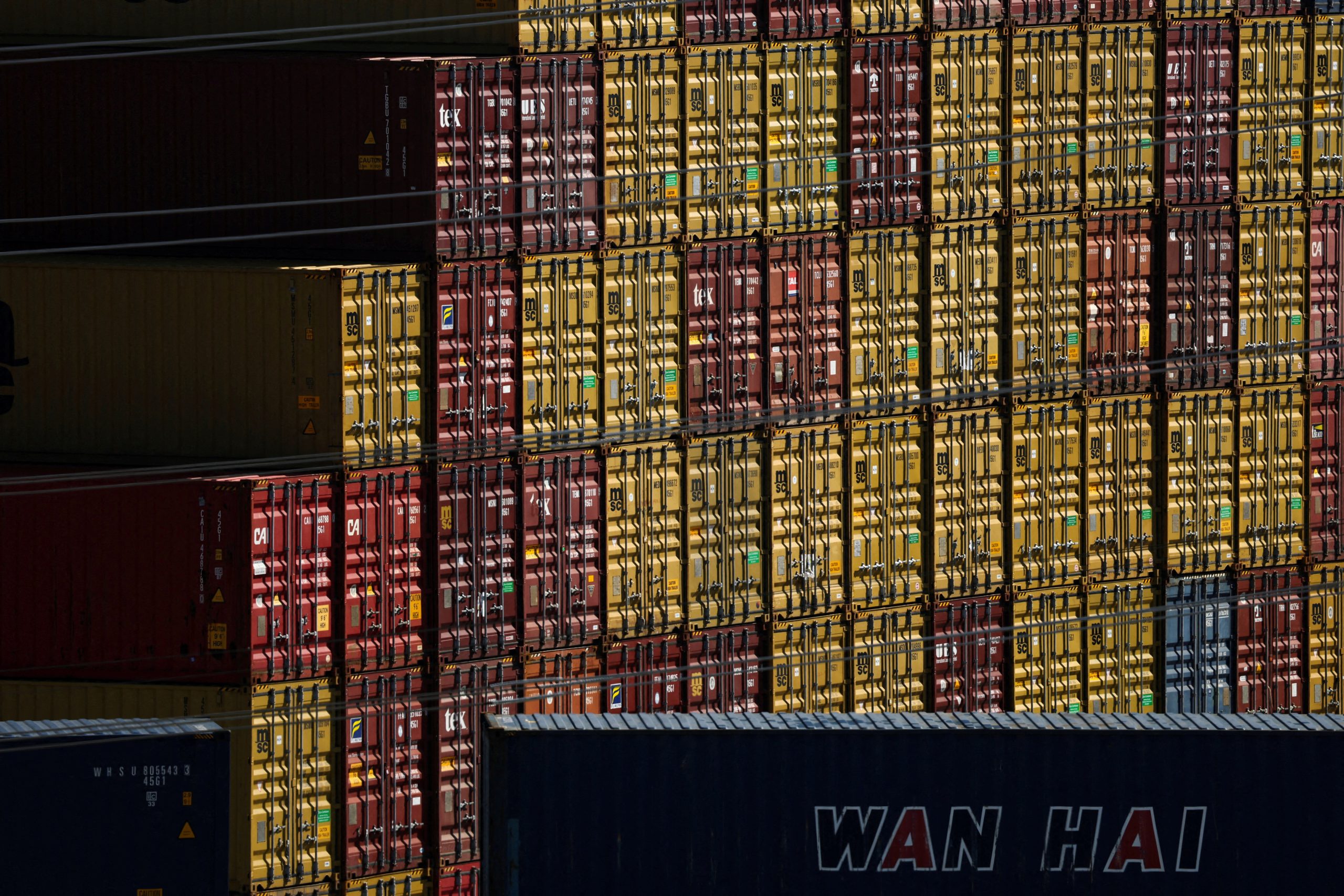 U.S. Tariff Revenue Surges Past $100B, Fuels Surprise Budget Surplus as Trump Expands Trade Strategy
