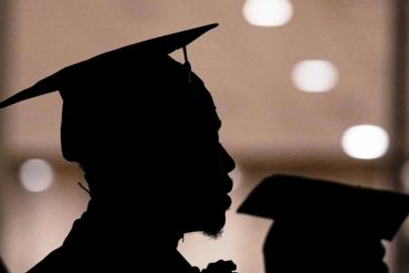 Young Graduates Face Harsh Job Market as Hiring Declines and Debt Burdens Mount Post-Pandemic